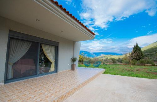 Distomo-Arachova-Antikyra Apartamento | Stellas guesthouse near Arachova