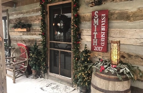 Wolf Laurel Cabina | Step back in time, and experience this amazing cabin inside Wolf Laurel Resort. Local Property Host