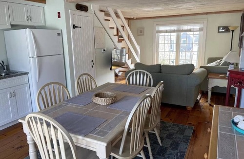 Mashpee Casa | STEP DIRECTLY ONTO YOUR PRIVATE MAUSHOP VILLAGE BEACH AT THIS SEASIDE TOWNHOME