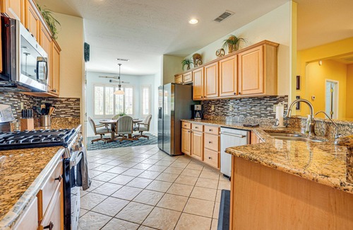Surprise Casa | Step-Free, Sun City Grand Home w/ Resort Amenities