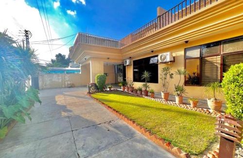 Lahore Casa | Step Inn Guest House Lahore