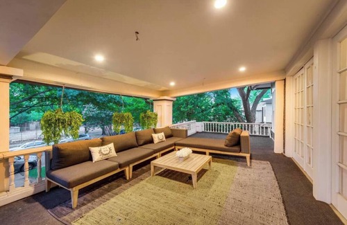 Old East Dallas Casa | Historic Luxury Home in Lakewood