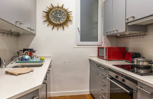 Faubourg-du-Roule Apartamento | STEP INTO LUXURY IN A VERY SOPHISTICATED AMBIENCE OF CHAMPS ELYSEES