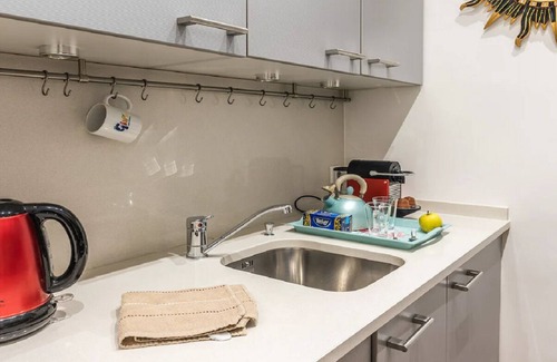 Faubourg-du-Roule Apartamento | STEP INTO LUXURY IN A VERY SOPHISTICATED AMBIENCE OF CHAMPS ELYSEES