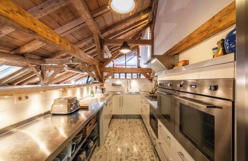 Morzine Chalet De Esquí | Step into the 19th Century luxury in the French Alps