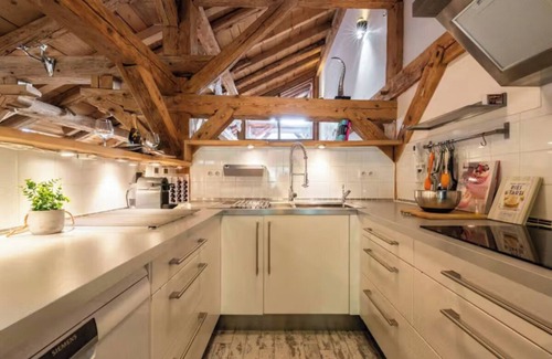 Morzine Chalet De Esquí | Step into the 19th Century luxury in the French Alps