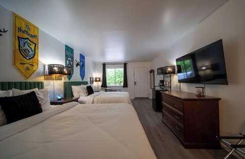 Eureka Springs Historic District Complejo | Step into the Magic Room!