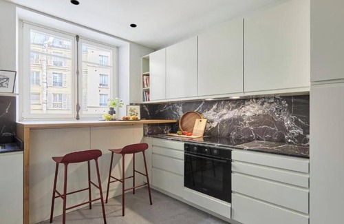 Sorbonne Apartamento | STEPS AWAY FROM ICONIC LANDMARKS- AN IDEAL CHOICE FOR YOUR NEXT PARISIAN GETAWAY