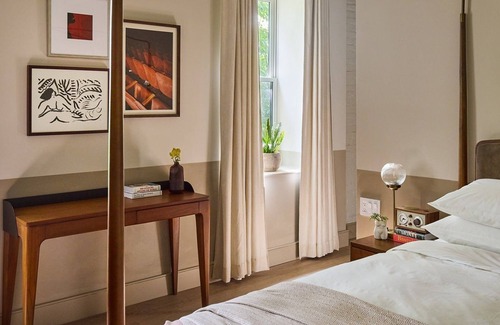 Fishtown Hotel | Steps from Dining, Nightlife & Center City Attractions - 3 Spacious King Suites