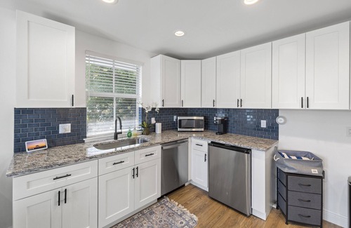 Downtown West Palm Beach Cabaña | Steps from Downtown West Palm Beach