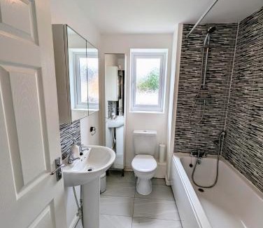 Chorlton-on-Medlock Casa | Steps from O2 Apollo, Ox road