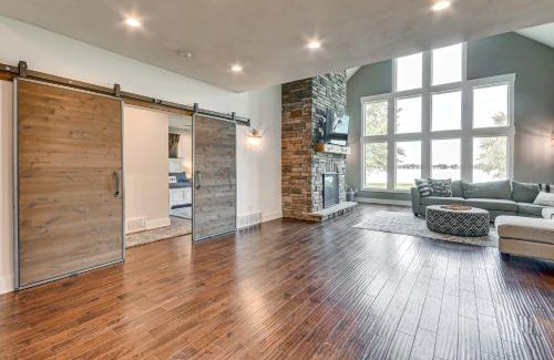 Cicero Casa | Steps From Oneida Lake Spacious Gem with Game Room!