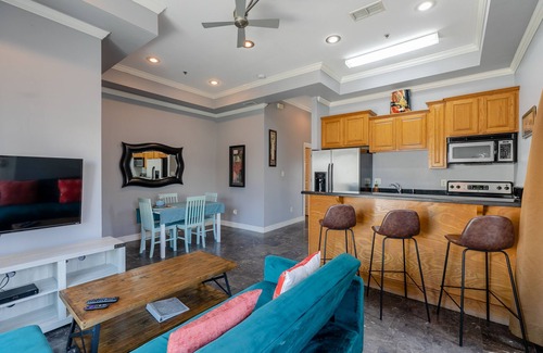 South Padre Island Casa | Steps from the beach 4 Unit Condo building Each unit 2 bed 2 bath.