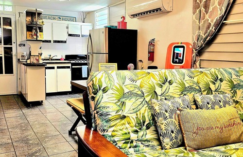 Esperanza Casa | Steps from the Beach & Bio Bay Tours in Esperanza