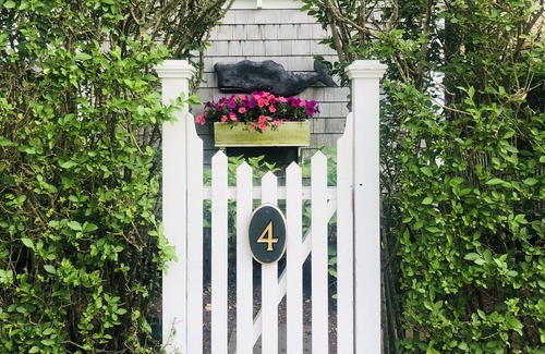 Siasconset Casa | Steps from the beach views of the ocean