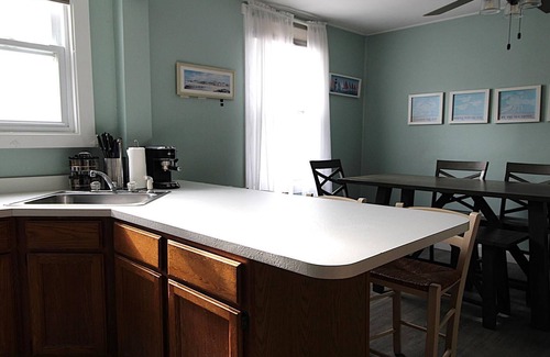 Cape May Point Condominio | Steps to Beach Access and Spacious Pet Friendly Condo