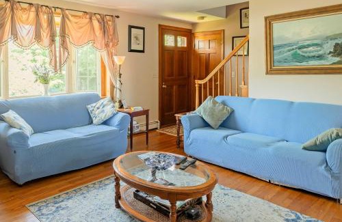 Barnstable County Casa | Steps to Beach and Main St Dog-Friendly Retreat!