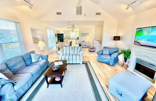 Broadkill Beach Casa | STEPS TO BEACH. PEACEFUL. PET-FRIENDLY. LINENS INCLUDED.