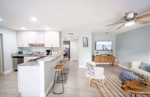 Cocoa Beach Casa | Steps to Beach + River | Family & Pet-Friendly