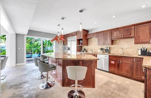 Birch Park Finger Streets Casa | Steps to Beach w/ Pool, Backyard Oasis & Game Room
