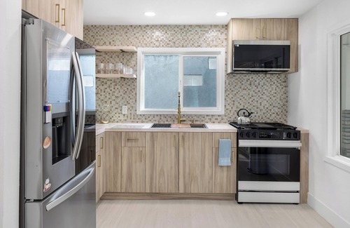 Huntington Beach Casa | Steps to Beach, Firepit & Patio | Long-Term Sunset Beach Stay | Coastal Cove