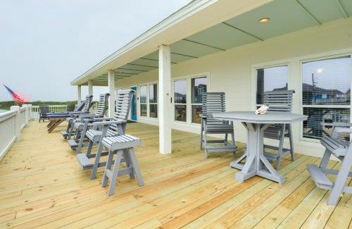 Port Bolivar Casa | Steps to Bolivar Beach Home with Deck and Grill