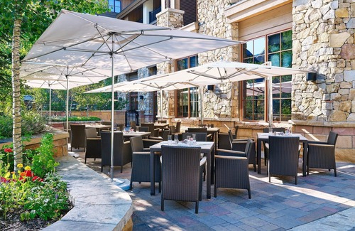 Vail Complejo | Steps to Downtown Vail - Executive Mountain Suite Ideal for Vacation or Business