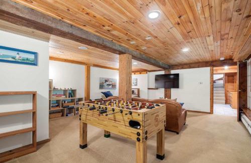 Brewster Casa | Steps to Freshwater Beach Kayaks Sauna