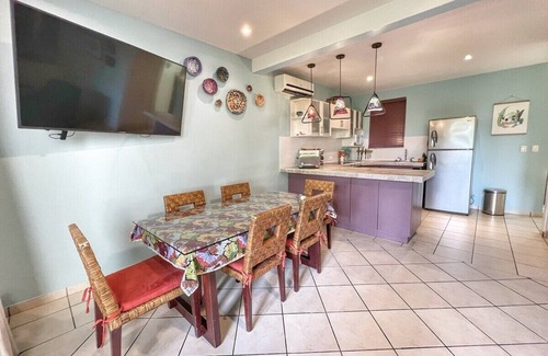 Coco Sunset Hills Condominio | Steps to Pool - 200Mbps Internet - Walk to Beach