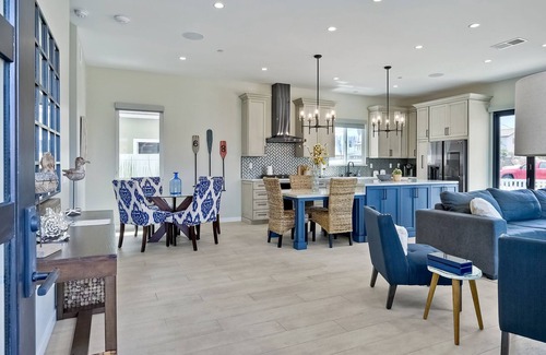 Imperial Beach Condominio | Steps to Sand w/ White Water Ocean Views