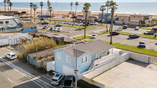 Sunset Beach Casa | Steps to the Beach 2 Units w Patio Fire Pit Pacific Coast Highway Buyout