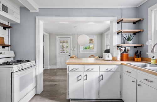 Sunset Point Apartamento | Steps to the Beach! Saltwater Escape | Sleeps 9