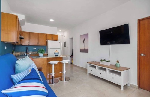 Eleanor Roosevelt Apartamento | Steps to the Sand | On-site Parking | by Otium