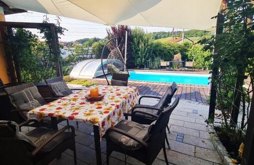 Bad Schallerbach Apartamento | Sternhaus - Appartement am Kurpark