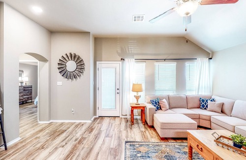 Wellborn Casa | Stewart Road House | House in College Station