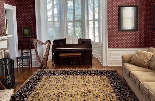 Woodstock Casa | Stickley Hall- A historic, beautiful home