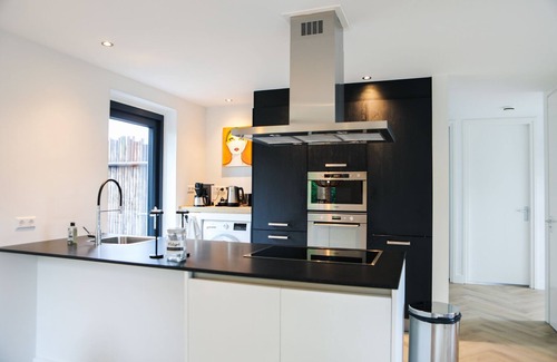 Baarland Casa | Stijlvol Ingerichte Bungalow in Baarland