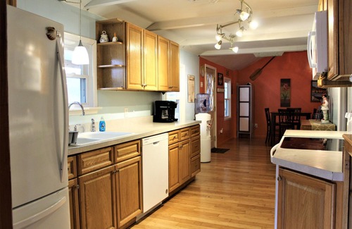 Bellepoint Casa | Sandstone Falls Riverfront Escape