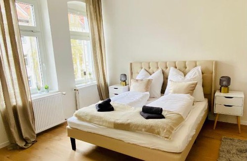 Andreasvorstadt Apartamento | Stilvolles Apartment in zentraler Lage - Smart-TV, Queensize-Bett, Altbaustil, Küche in City-Nähe