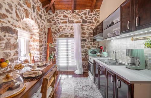 Distomo-Arachova-Antikyra Apartamento | Stirida Stone House