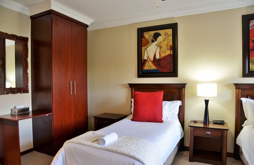 Schoemansville Casa | Stirling Manor Boutique Guest House
