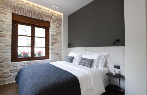 Gjirokaster Hotel | Stitch&Stone Suites