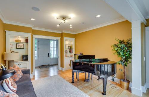 Stockbridge Casa | Stockbridge Retreat with Pool and Hot Tub!