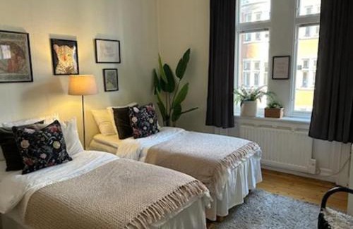 Norrmalm Apartamento | Stockholm Loft Haven 3 Beds in a 1- Bedroom Gem - 917