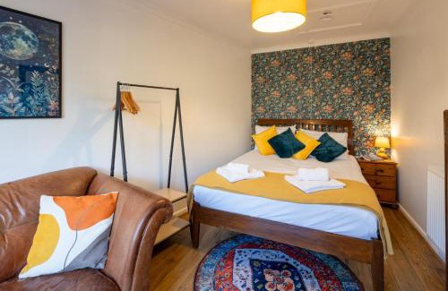 Hanham Casa | Stockwood House by Cliftonvalley Apartments