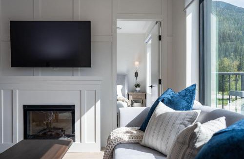 Revelstoke Apartamento | Stoked 4Ever - Revelstoke Condo (+Hot Tub)