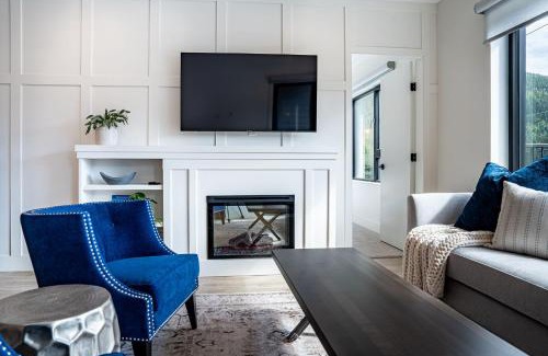 Revelstoke Apartamento | Stoked 4Ever - Revelstoke Condo (+Hot Tub)