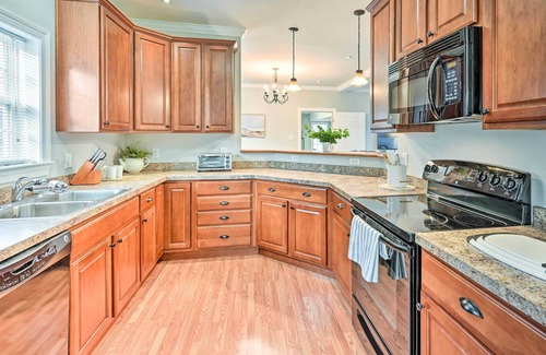 Stokes Casa | Stokesdale Vacation Rental w/ Game Room!