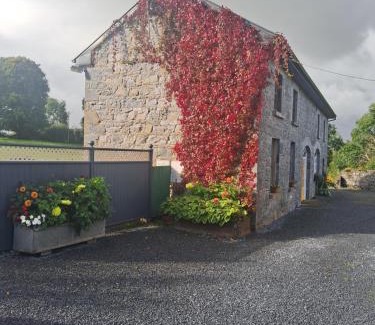 Athenry Apartamento | Stone Barn Cottage In Galway Countryside