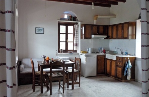 Naxos Casa | Stone-built houses Azalas, very quiet, by the beach, with fireplace